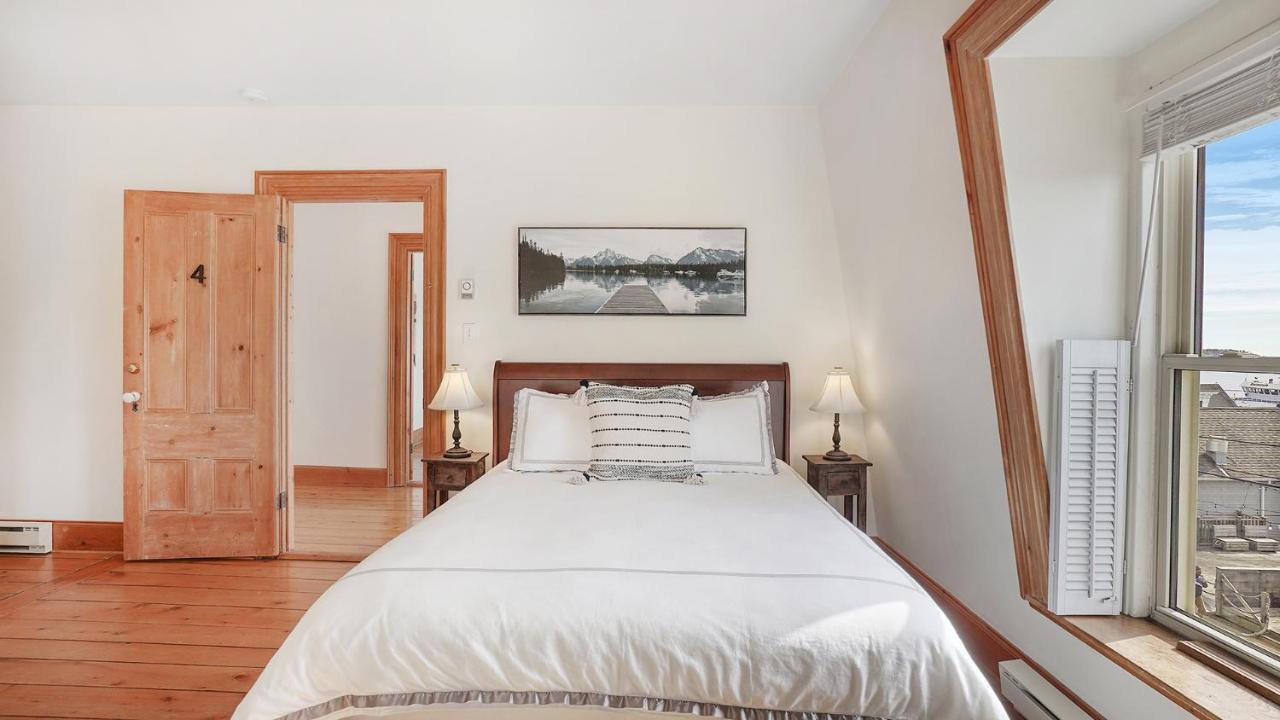 Sail Inn Lunenburg Dış mekan fotoğraf